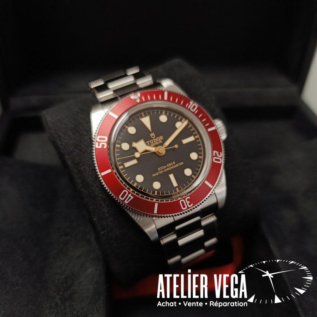 Tudor Black Bay 41 Lunette Rouge Bracelet acier 3 mailles en excellent état de 2023