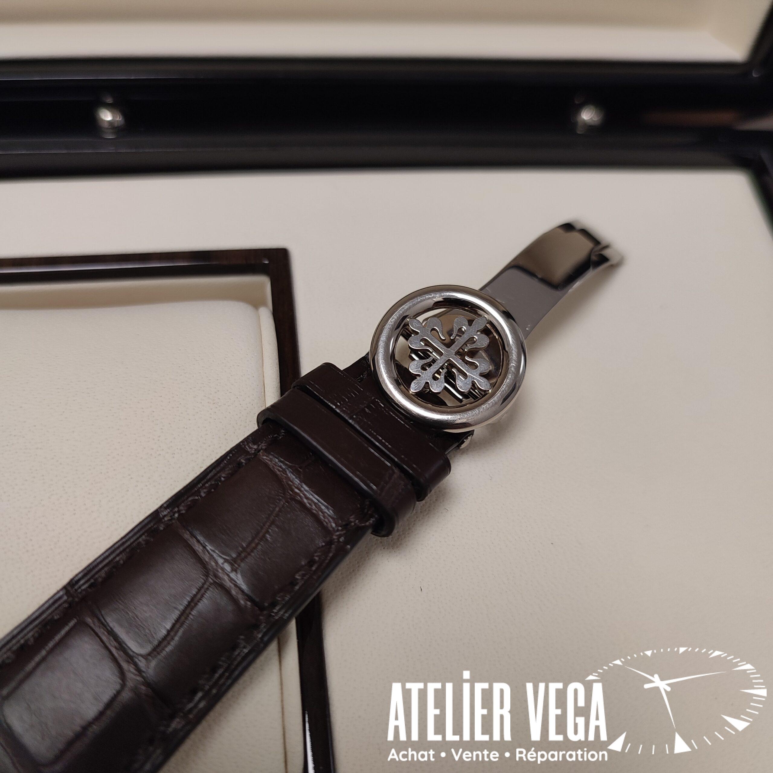 Patek Philippe Annual Calendar 5146G – Image 8