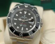 Rolex Sea-Dweller 126600 de 2023 état neuf full set