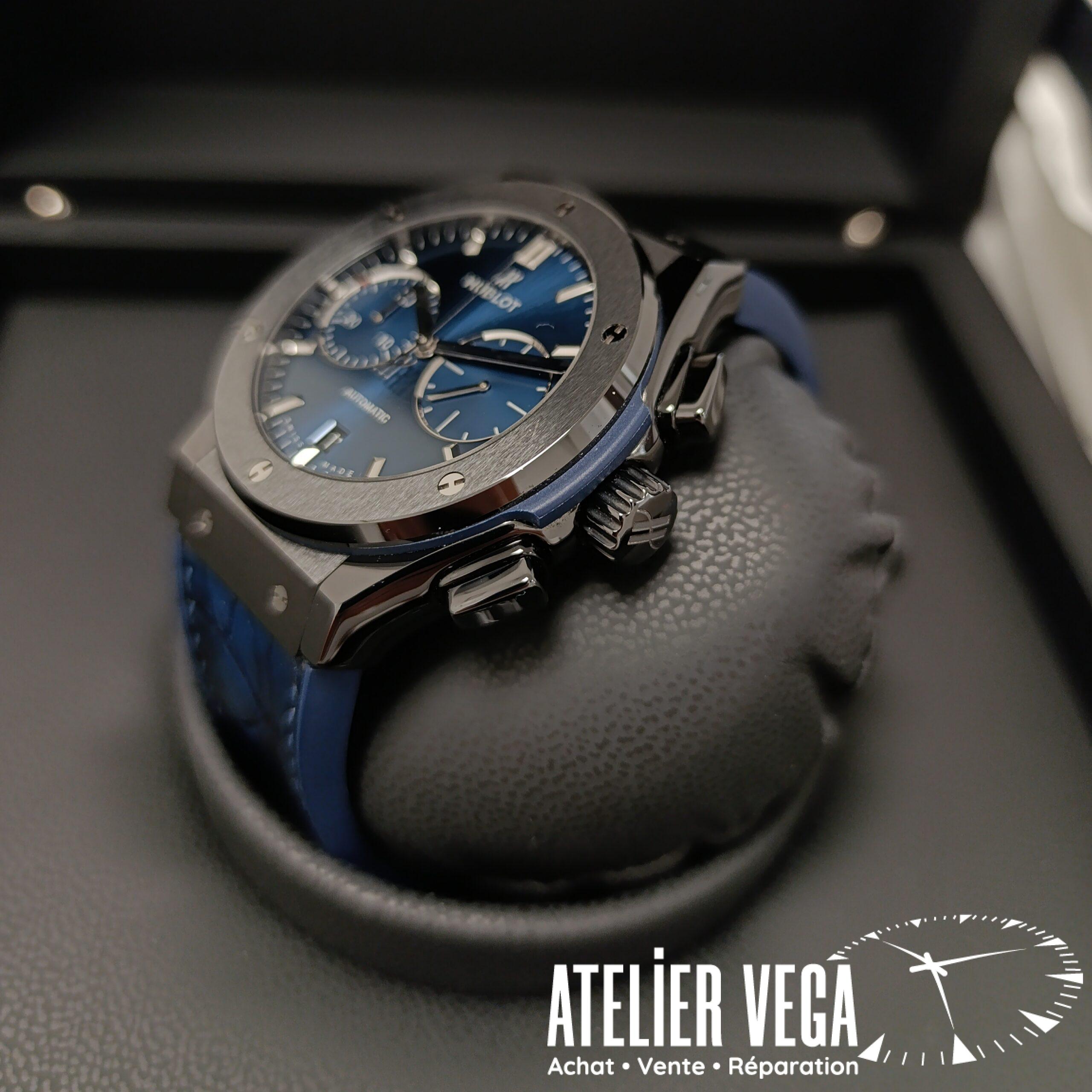 Hublot Classic Fusion 45mm Ceramic Blue Chronograph – Image 4