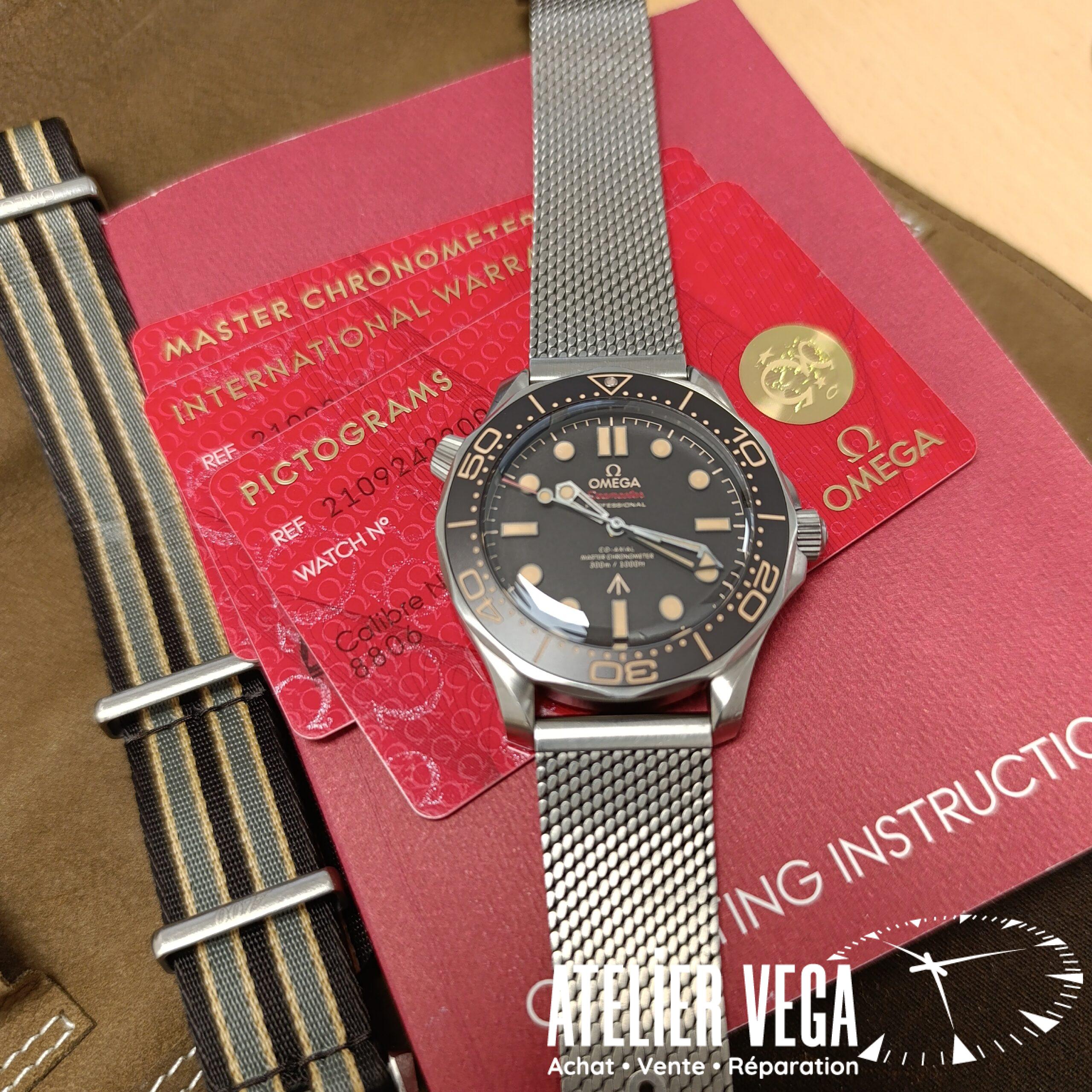 Omega Seamaster Diver 300 James Bond – Image 9