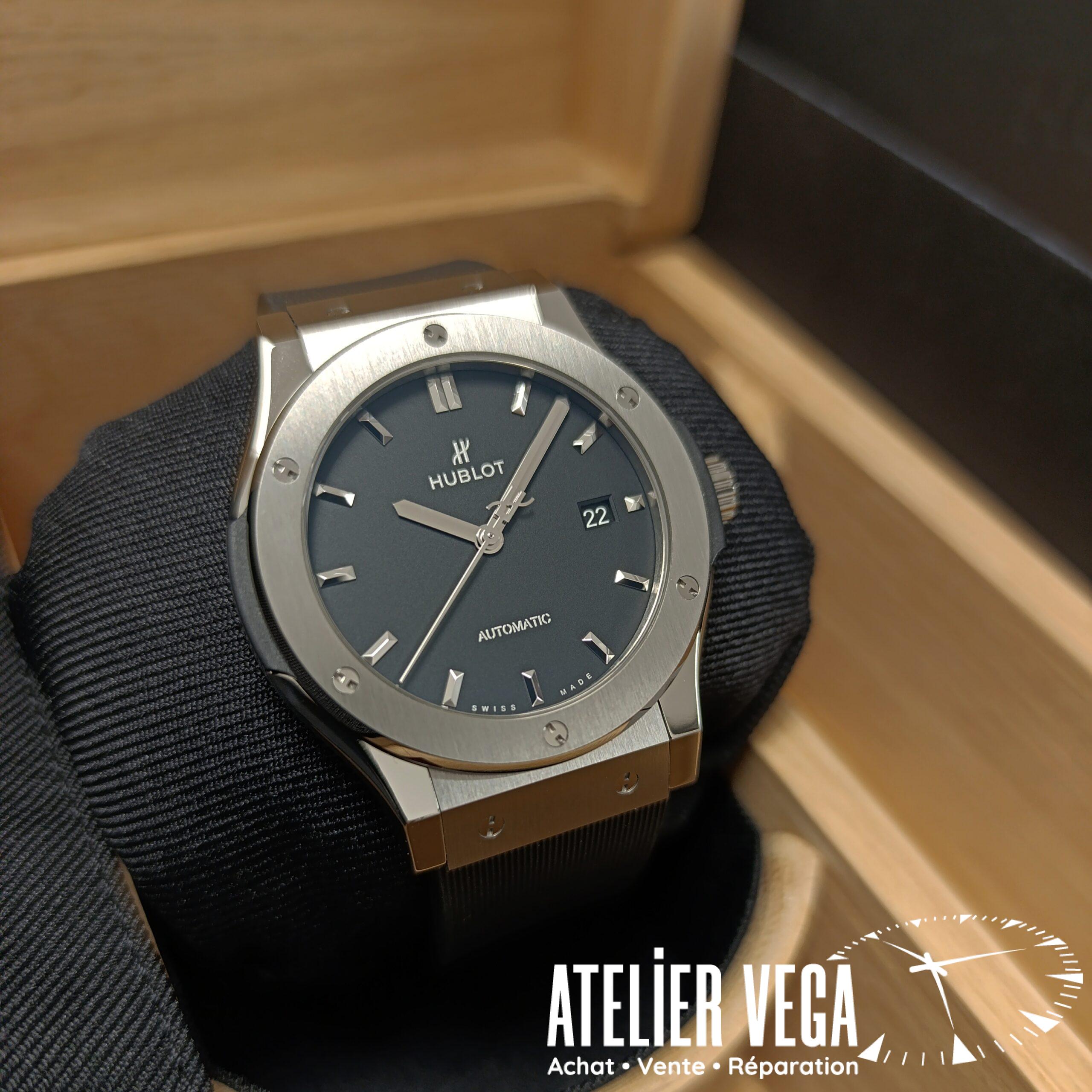 Hublot Classic Fusion Titanium 42mm – Image 2