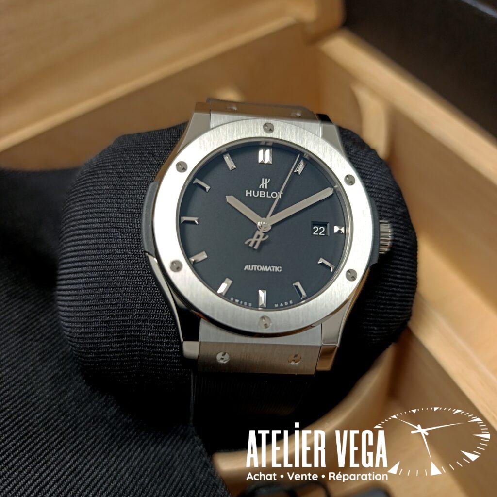 Hublot Classic Fusion Titanium 42mm Jamais portée et Full Set de 2025