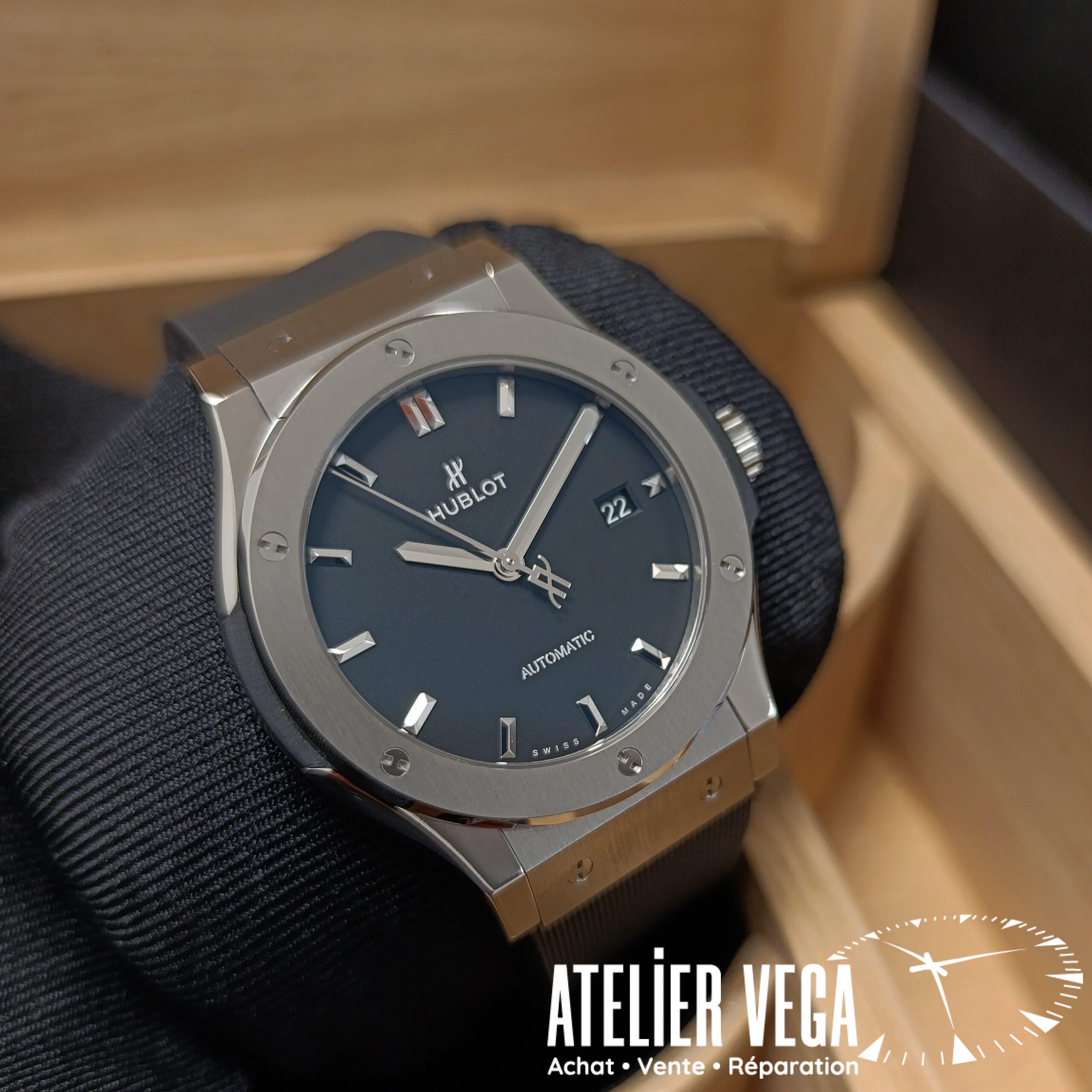 Hublot Classic Fusion Titanium 42mm – Image 3