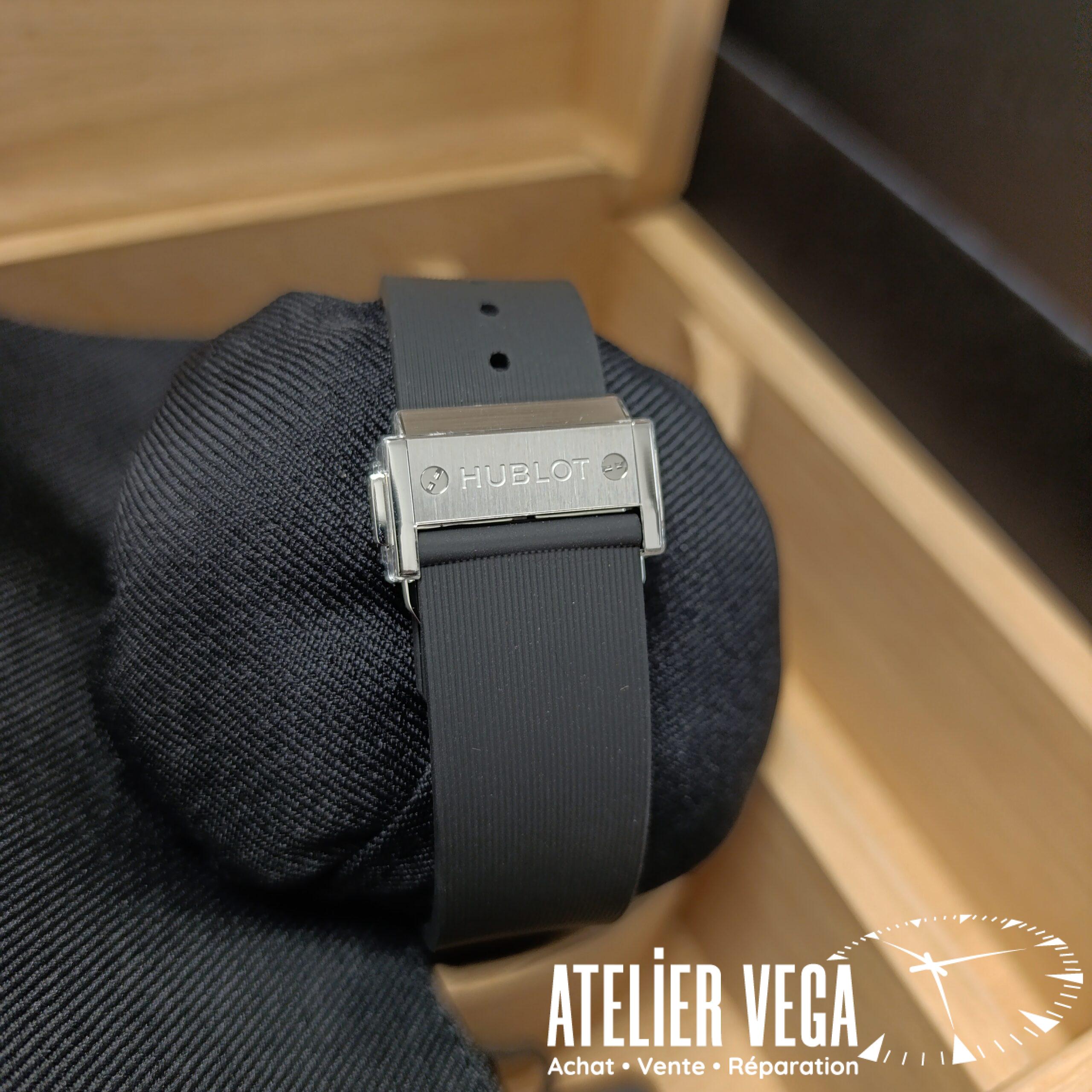 Hublot Classic Fusion Titanium 42mm – Image 8