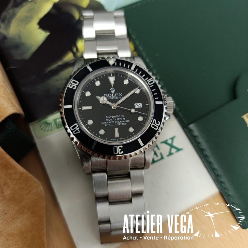 Rolex Sea-Dweller 4000 Ref 16600 de 2000 en très bon état avec boites et papiers d'origine