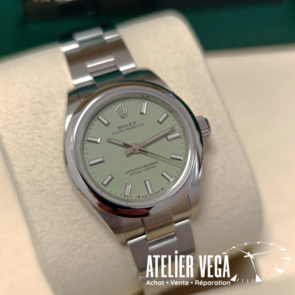 Rolex Oyster Perpetual 28mm Pistachio Ref 276200, jamais portée, Full set 11/2025