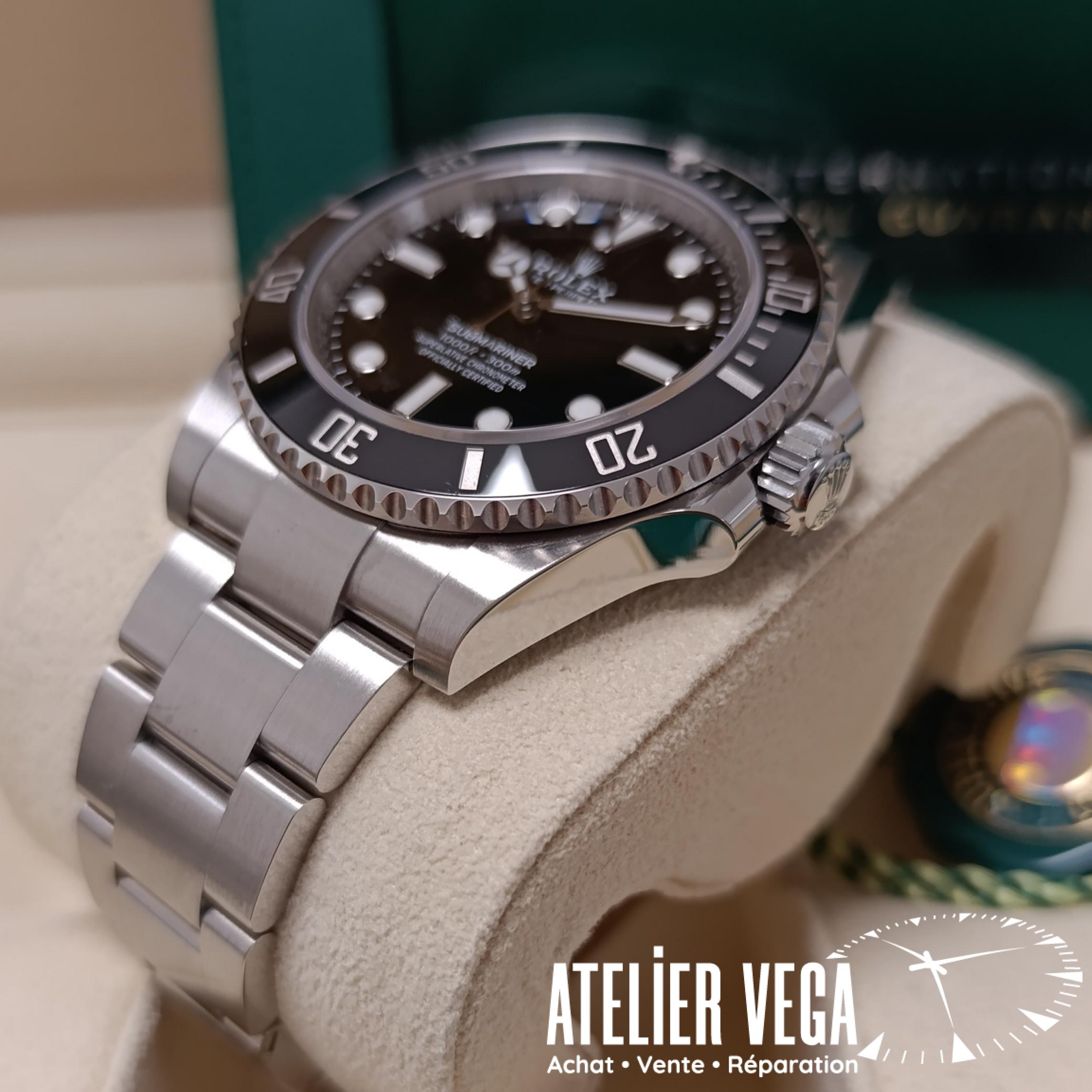 Rolex Submariner 124060 de 2024 – Image 4