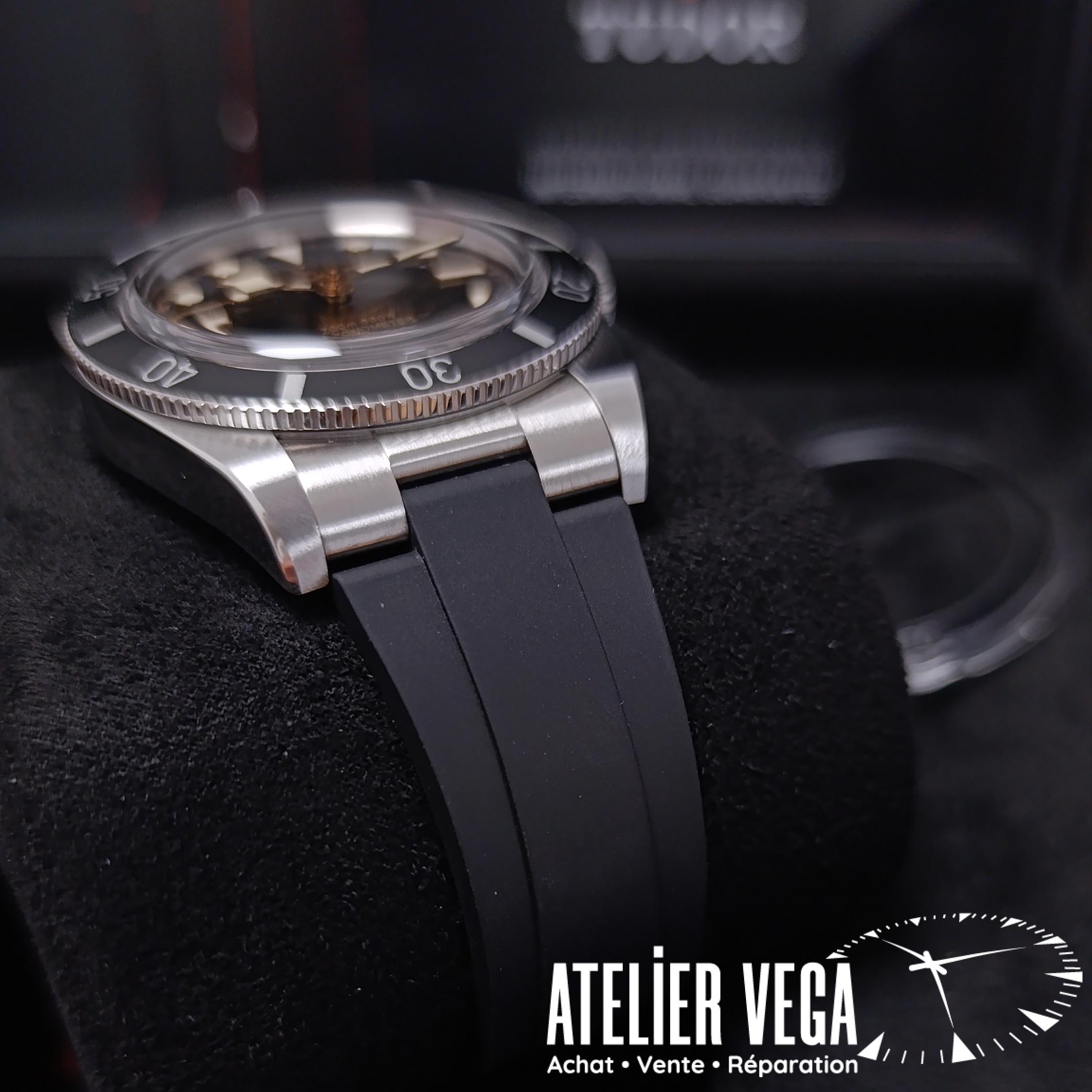 Tudor Black Bay 54 Rubber – Image 3