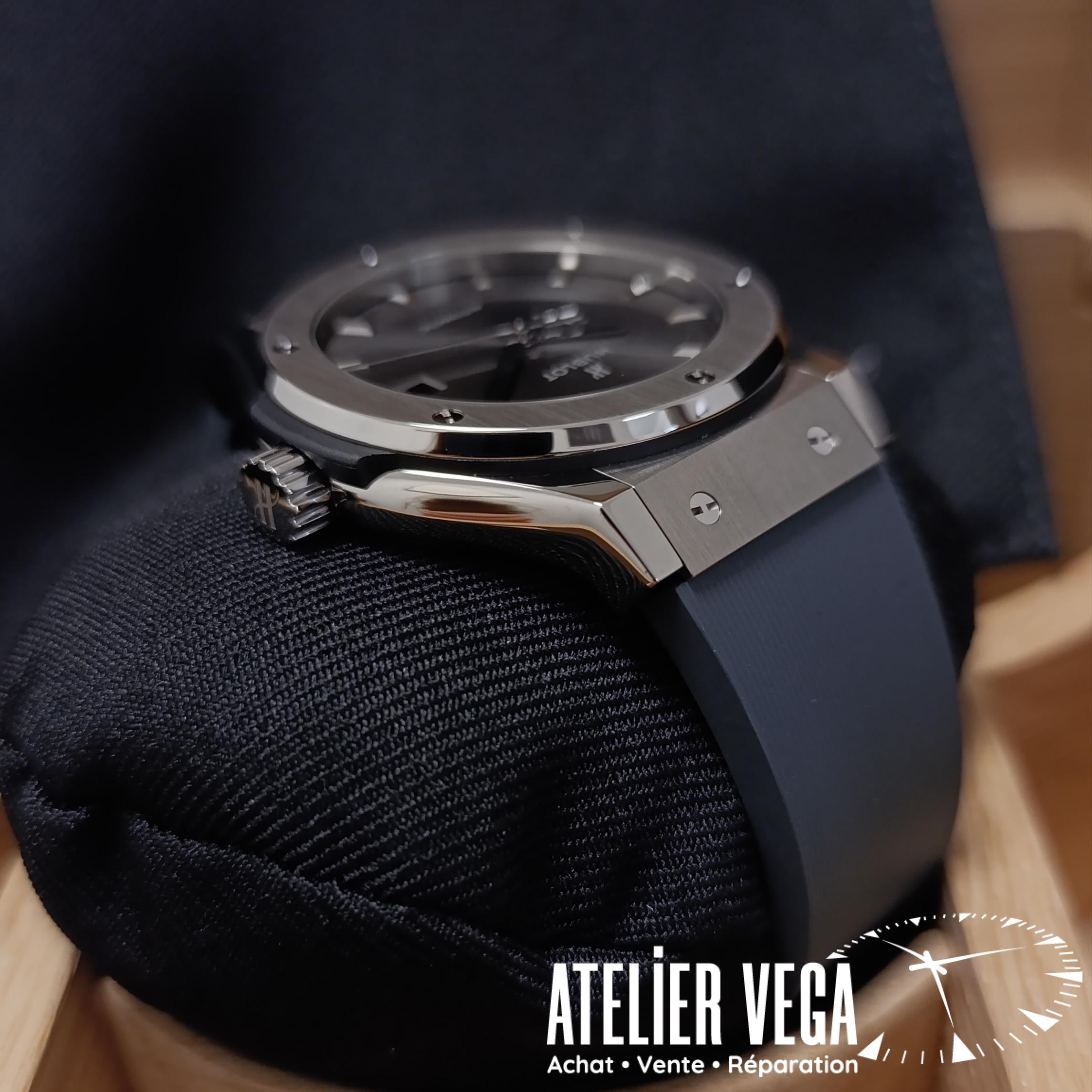 Hublot Classic Fusion Racing Grey Titanium 42mm – Image 5