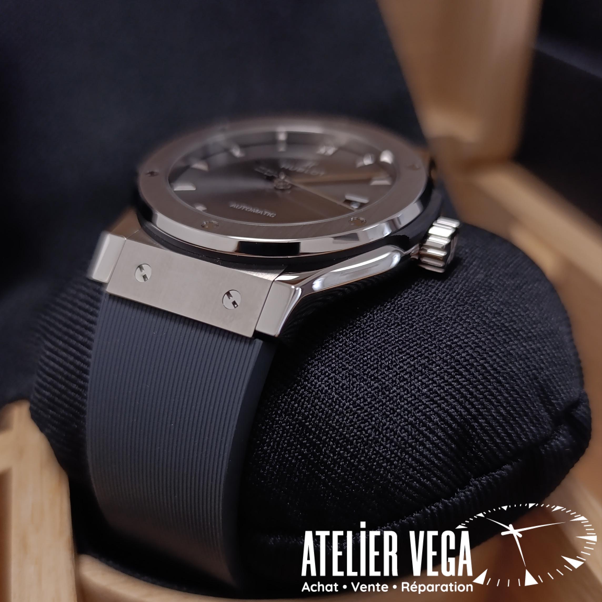 Hublot Classic Fusion Racing Grey Titanium 42mm – Image 4