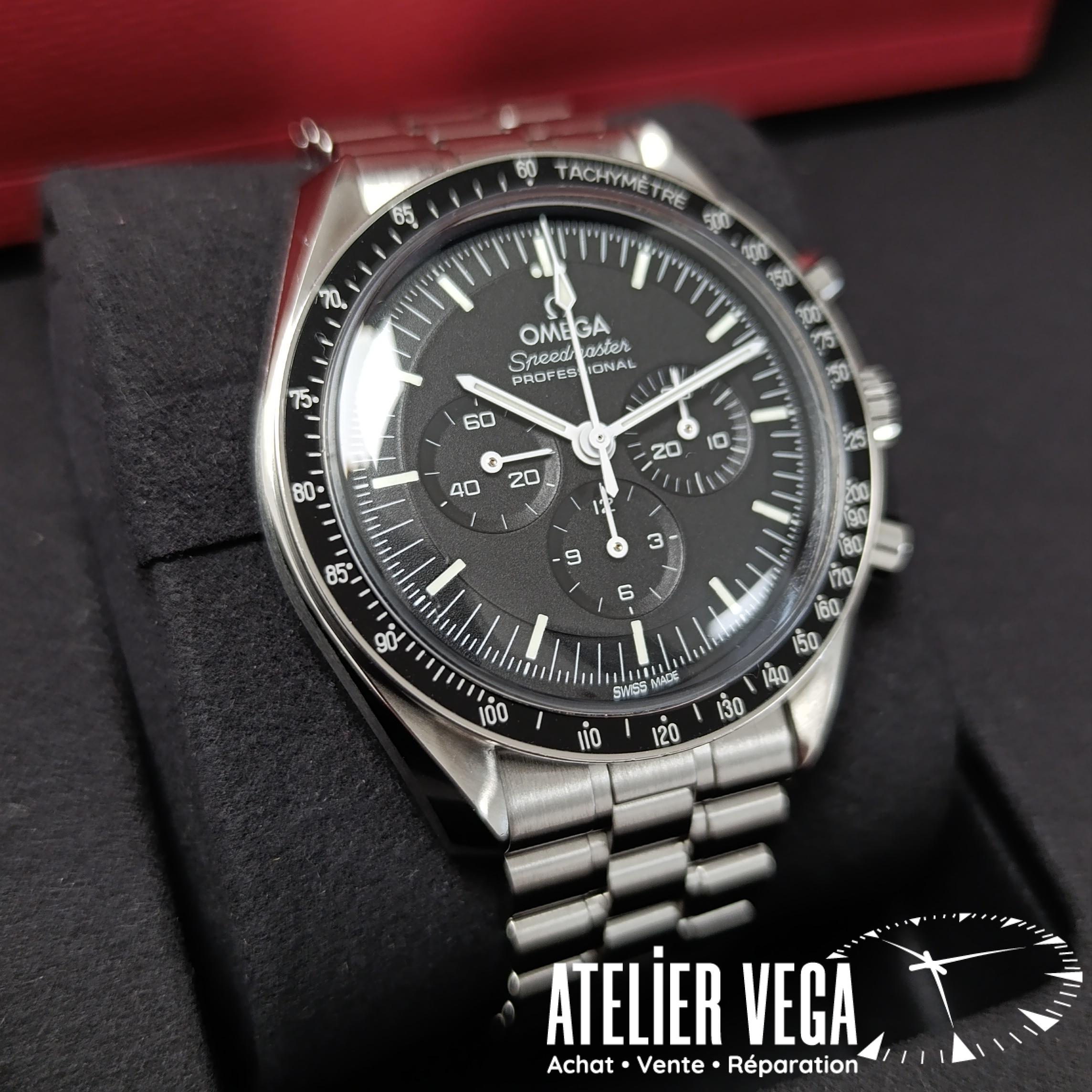 Omega Speedmaster Professional de 2023 en très bon état Full Set