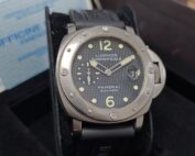 Panerai Luminor Submersible PAM00025 Titane 44mm