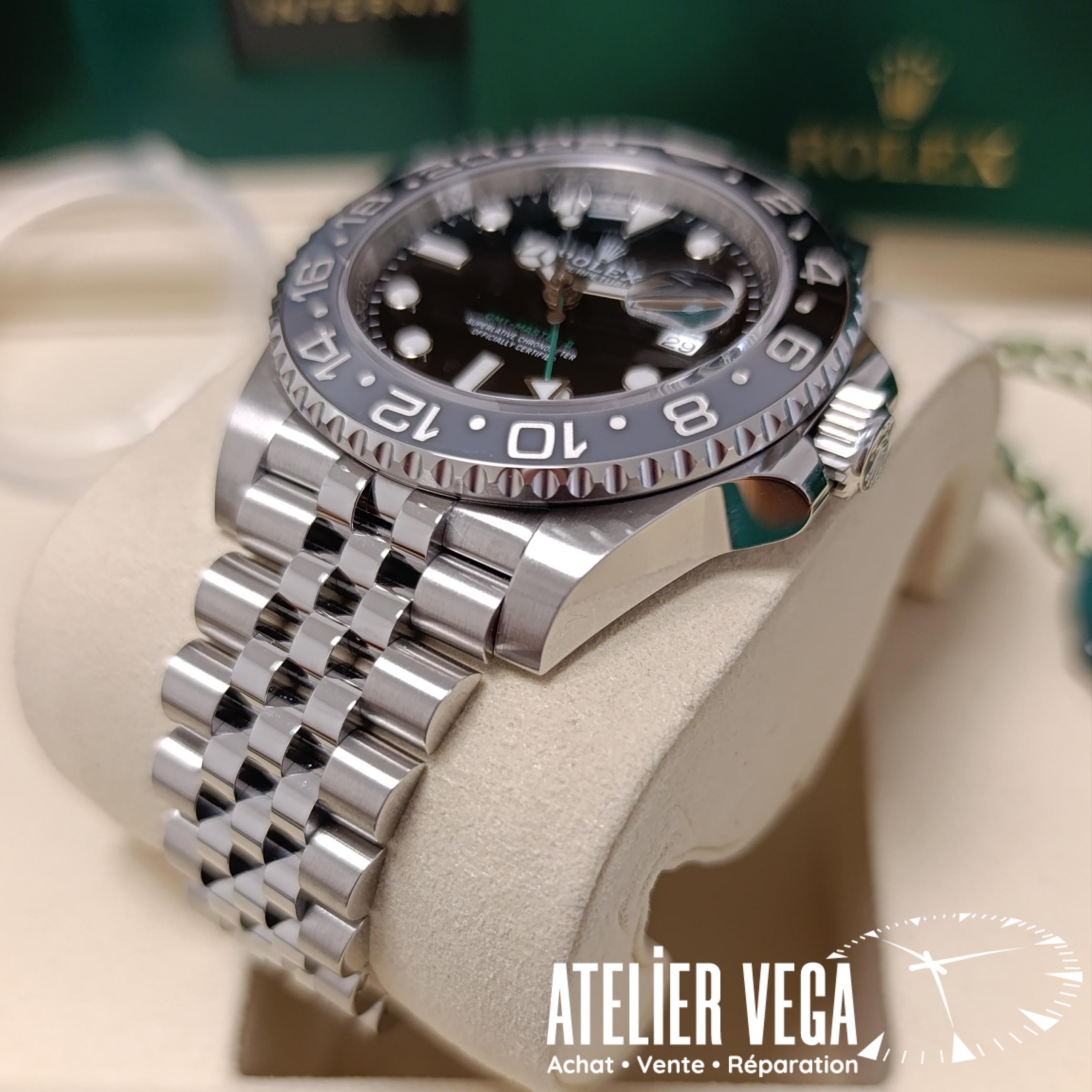 Rolex GMT Bruce Wayne 126710GRNR – Image 3