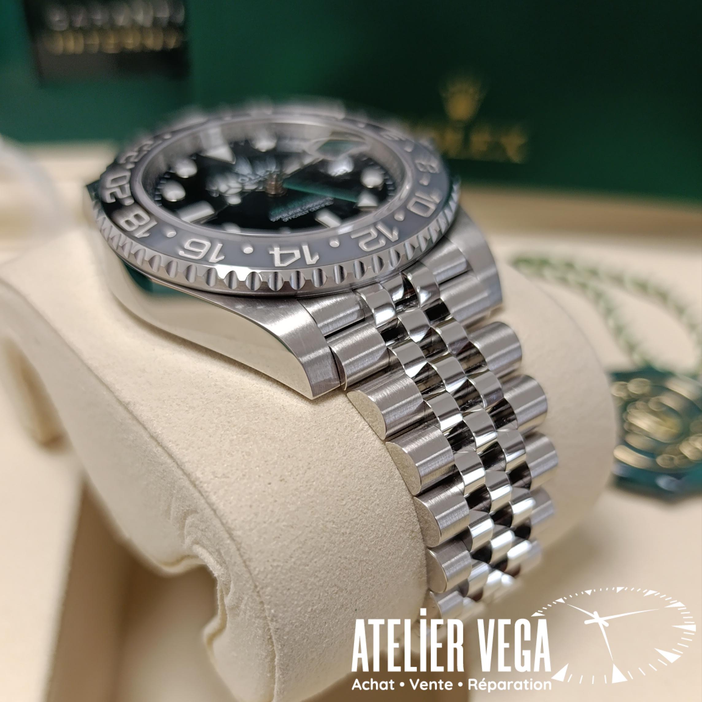 Rolex GMT Bruce Wayne 126710GRNR – Image 4