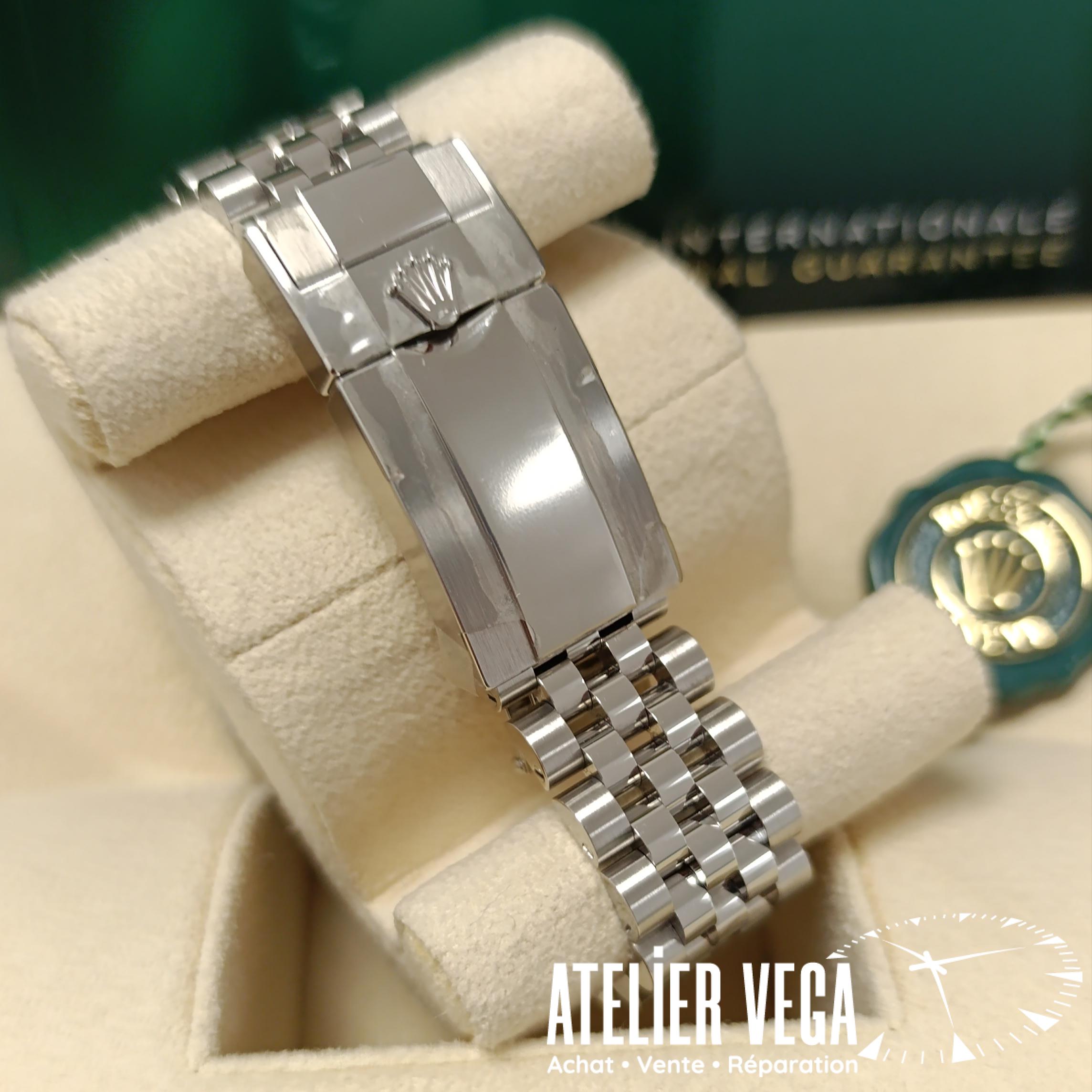 Rolex GMT 126710GRNR Bruce Wayne – Image 7