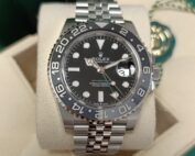 Rolex GMT Master 126710GRNR Bruce Wayne de 2024