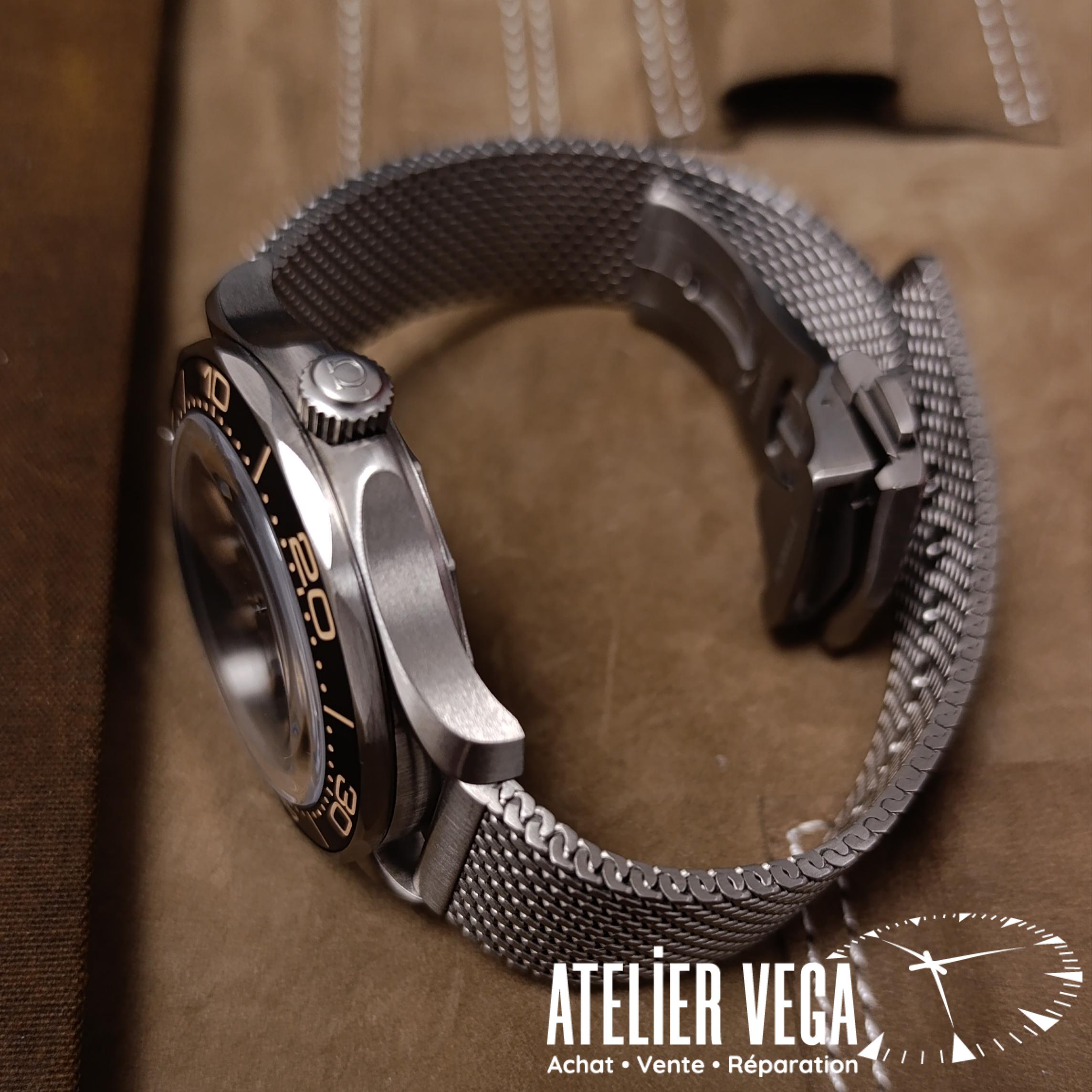 Omega Seamaster Diver 007 James Bond de 2023 – Image 4